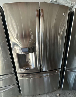 GE Stainless French Door Refrigerator w/ Ice & Water – Deal