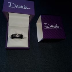Men's Size  10,,with The  Box...1/5 CTW..