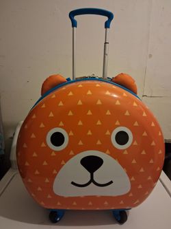 Bear Hard Shell Rolling Luggage 13 Inches Tall  and 14 Inches Wide All Ages