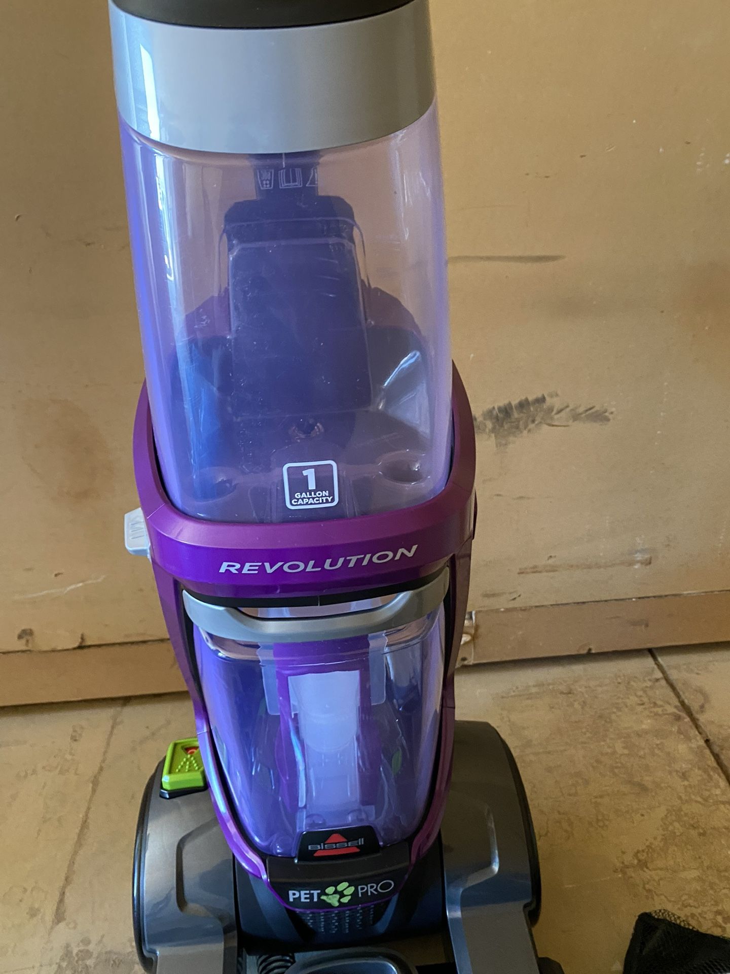 Bissell Revolution Pet Pro Carper Cleaner (Brand New)