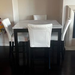 Dining room set