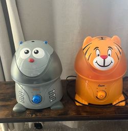 Humidifier, Ultrasonic Cool Mist, By Crane $25 ea
