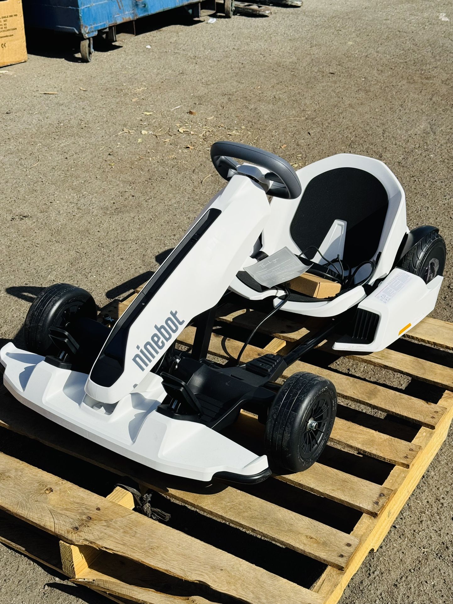 fk　Ninebot Gokart Kit Segway Ninebot Gokart Pro Performance Bundle (White Gokart Kit w