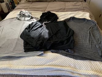 Woman’s Athletic Lot 