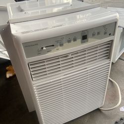 AC