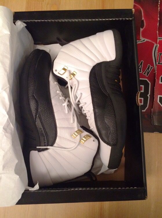 Air Jordan XII size 8.5