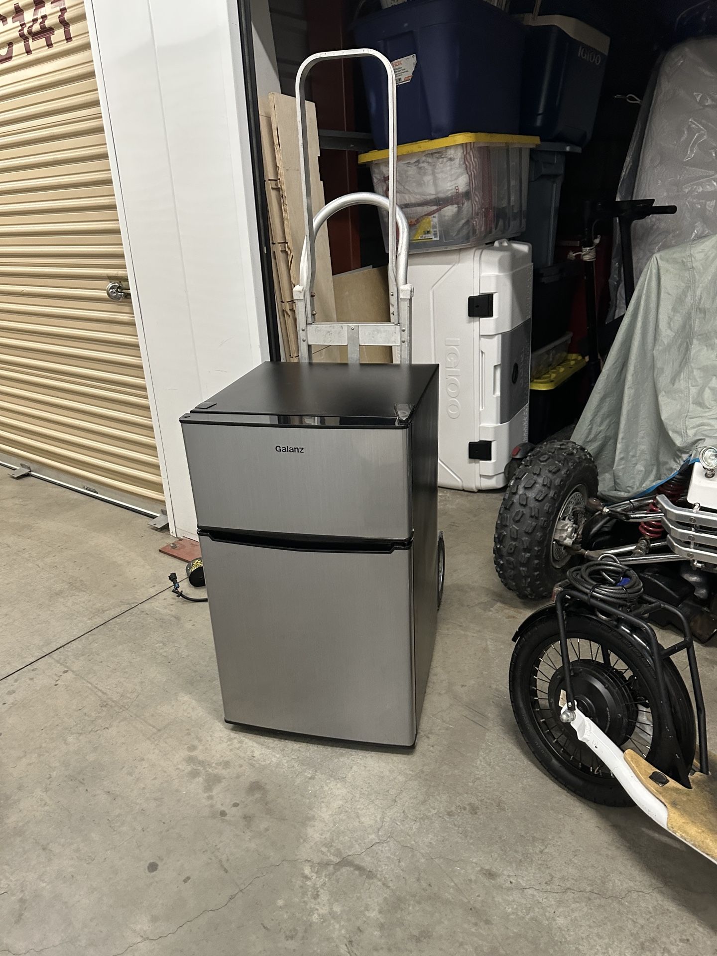 Mini Fridge /freezer for Sale in Chula Vista, California OfferUp