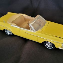 Collectible 1962 Dodge Dart Convertible Model Car Kit