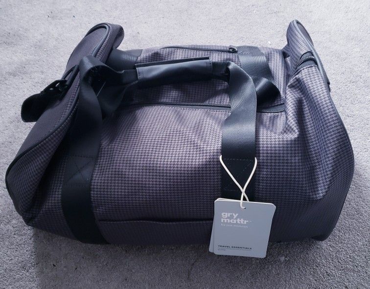 Gry Mattr Travel Duffle Bag