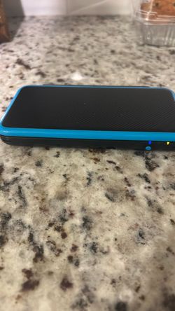 Black/Blue Nintendo 2DS XL (Handheld Console Only - READ)