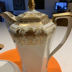 Noritake Pattern 175 Tea Pitcher & Saucer