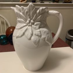 Pier One Pointsetia Vase 1987  Ceramic / Pottery . 