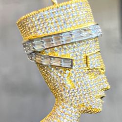 Nefertiti Pendant 