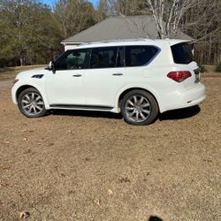 2011 Infiniti Qx56