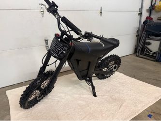 Tuttio soleil 01 - electric dirt bike (blacked out)