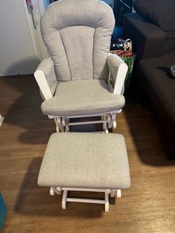 Child Craft Easy Gilder Rocker and Ottoman