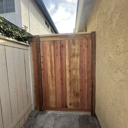 Gate