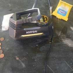 Portable Compresser For Car Or Truck Brand New used Once No Longer Have A Car