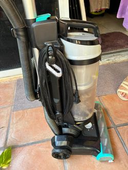 vacuum cleaner Bissell 