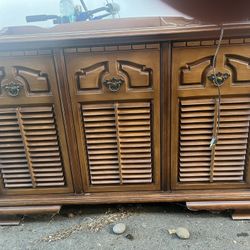 Vintage Cabinet Stereo 