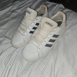 Adidas classic 3 Stripe Superstar Sneakers 