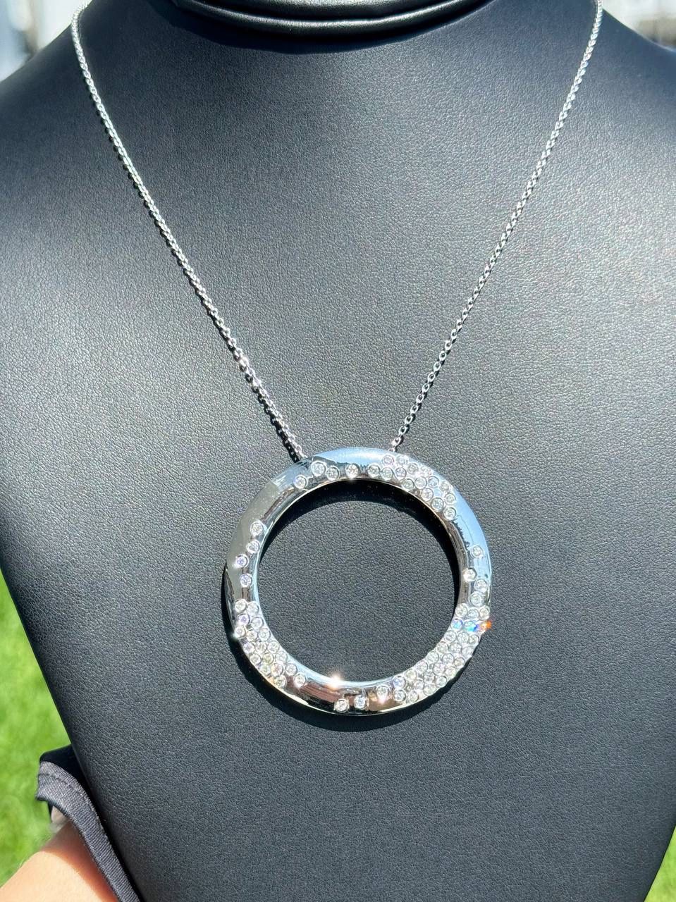 14k white gold 2.25CTW Natural Diamond circle pendant & 17.5β chain necklace