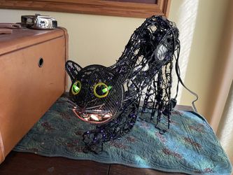Lighted Animated Spooky Black Cat