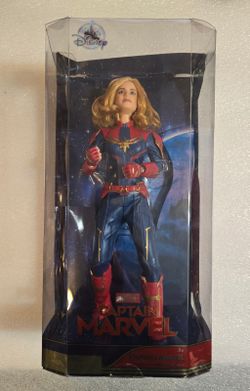 Disney Store Exclusive 1/6 Captain Marvel Special Edition Carol Danvers Figure