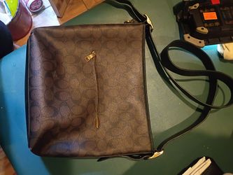 Coach momgram bag