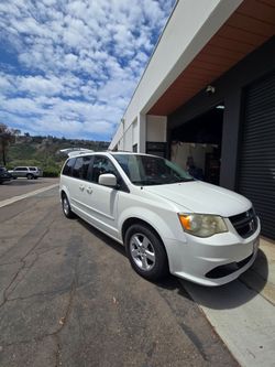 Dodge Caravan 2012