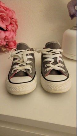 Converse Shoe Size 6 Women's  
