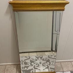 Accent Mirror Gold