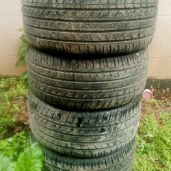 4 Each 245/40 ZR18 Blackhawk Tires