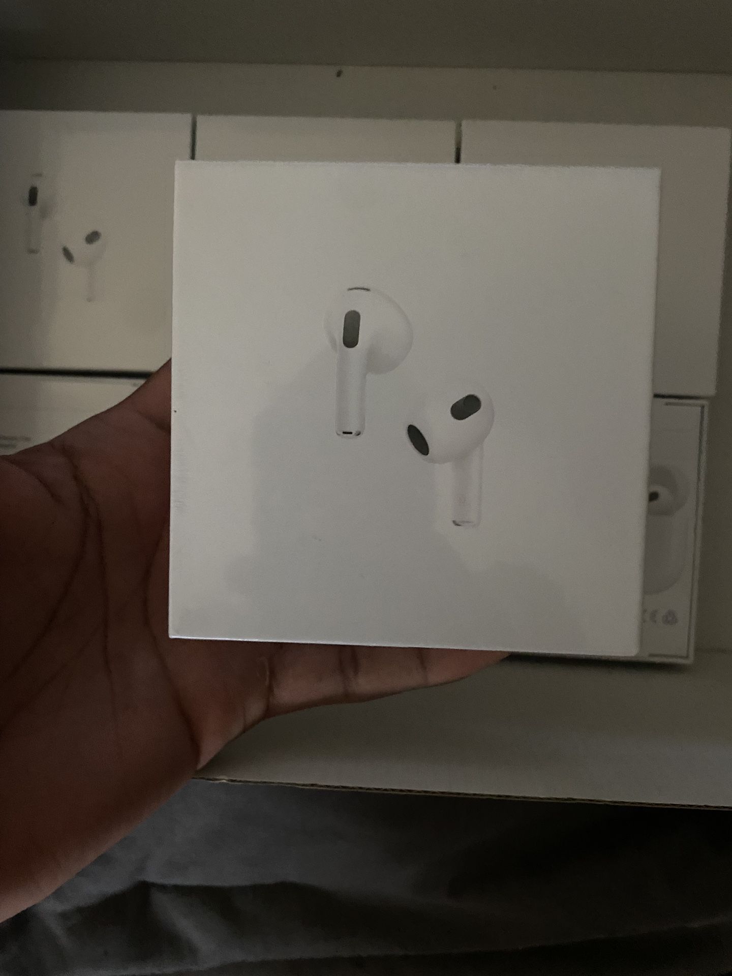 SEALED* AirPods Gen