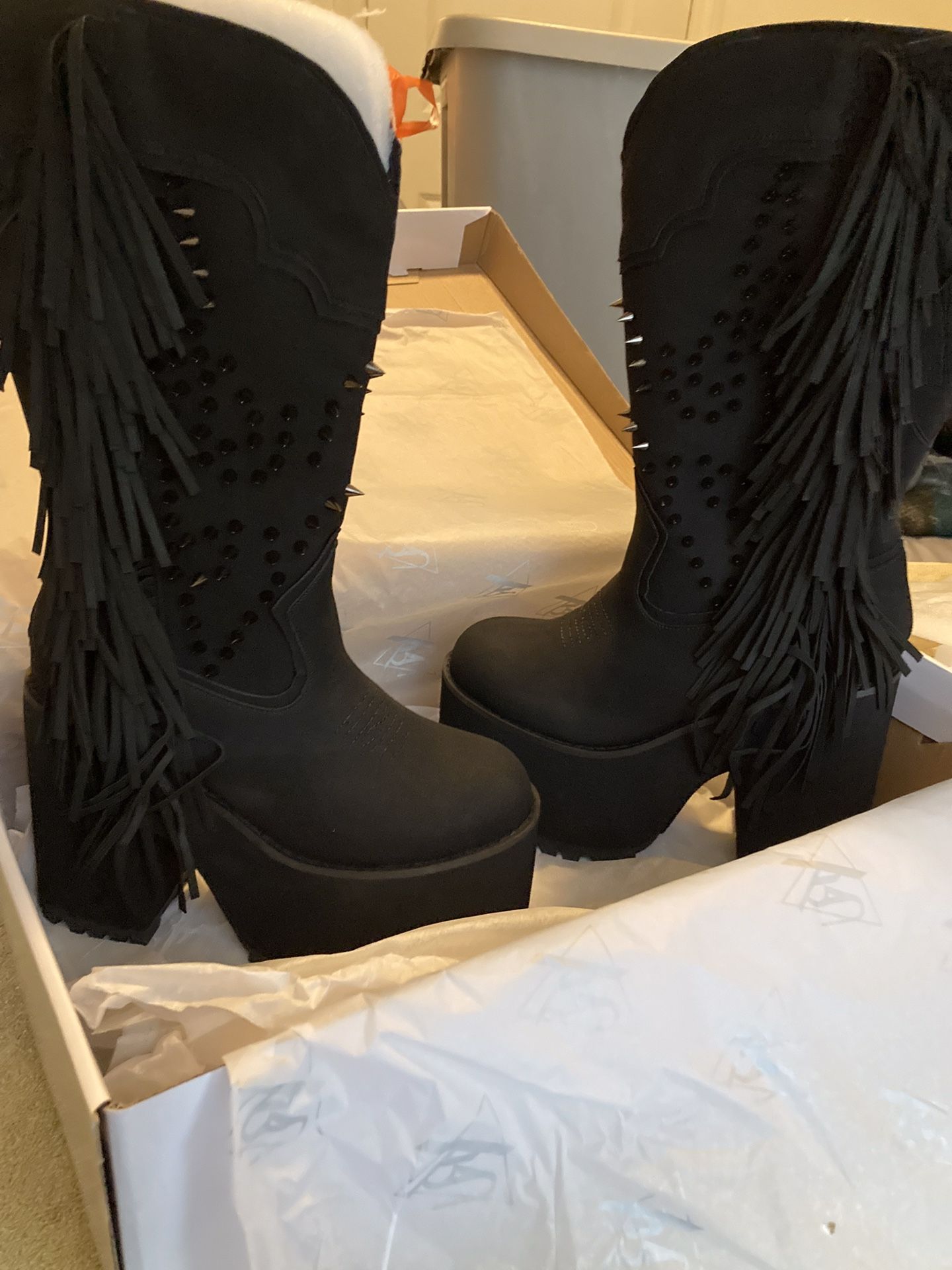 YRU Fringe Boots