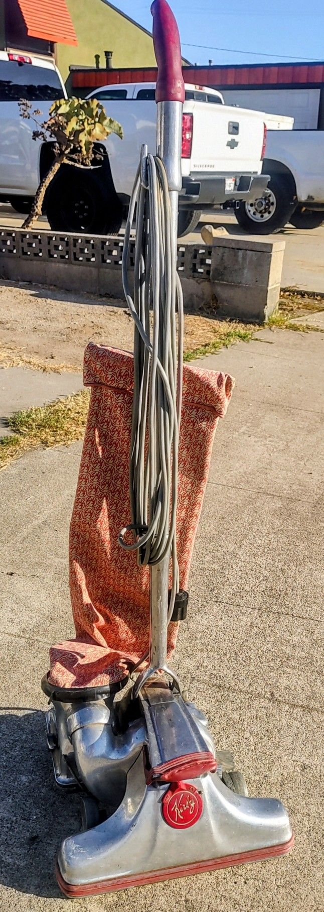 1952 Kirby Model 512 Vacuum Cleaner