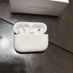AirPods