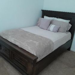 Bed And Table
