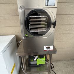 Freeze dryer
