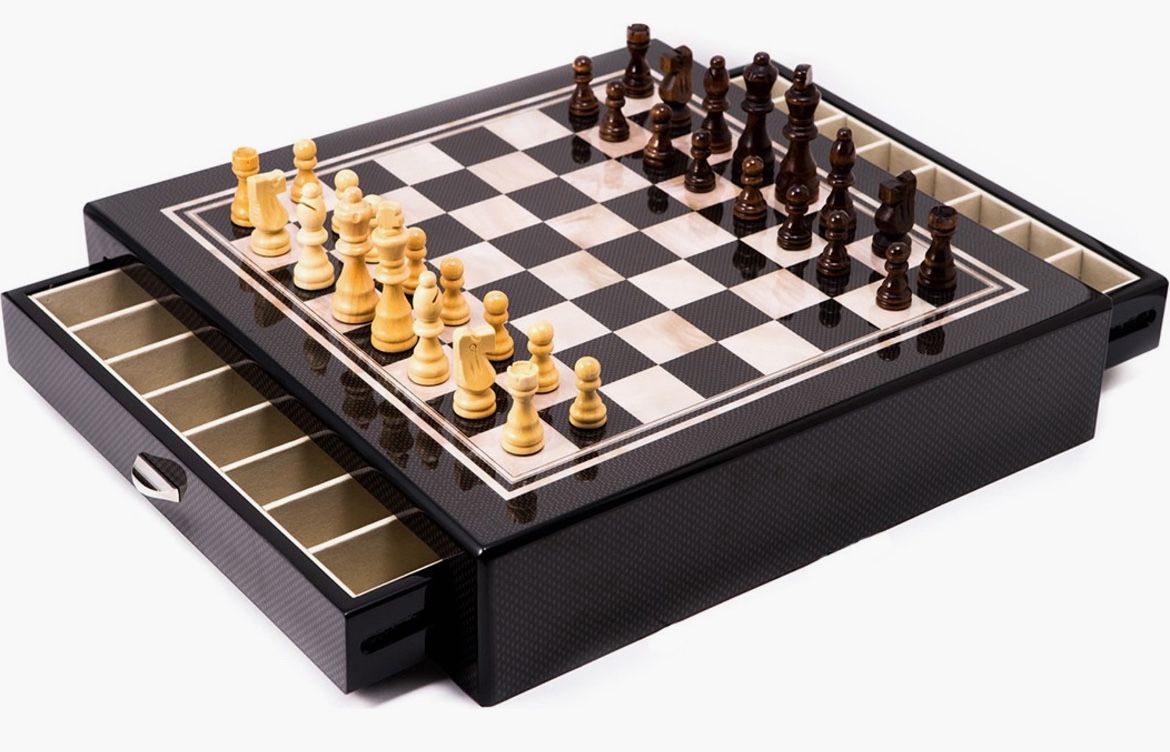 Bey Berk mother of pearl chess set