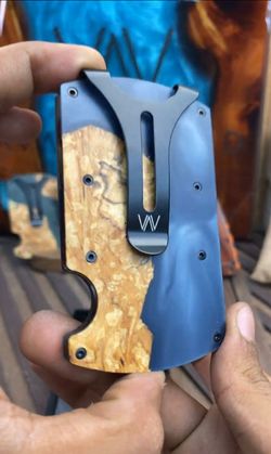 AvantWood wood/resin minimalist wallet