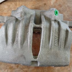 2005 Chevy Trailblazer Or Envoy Front Right Side Brake Caliper