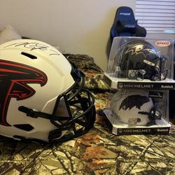 3 Speed Signed Helmets, Ray Lewis, OBJ, Mike Vick