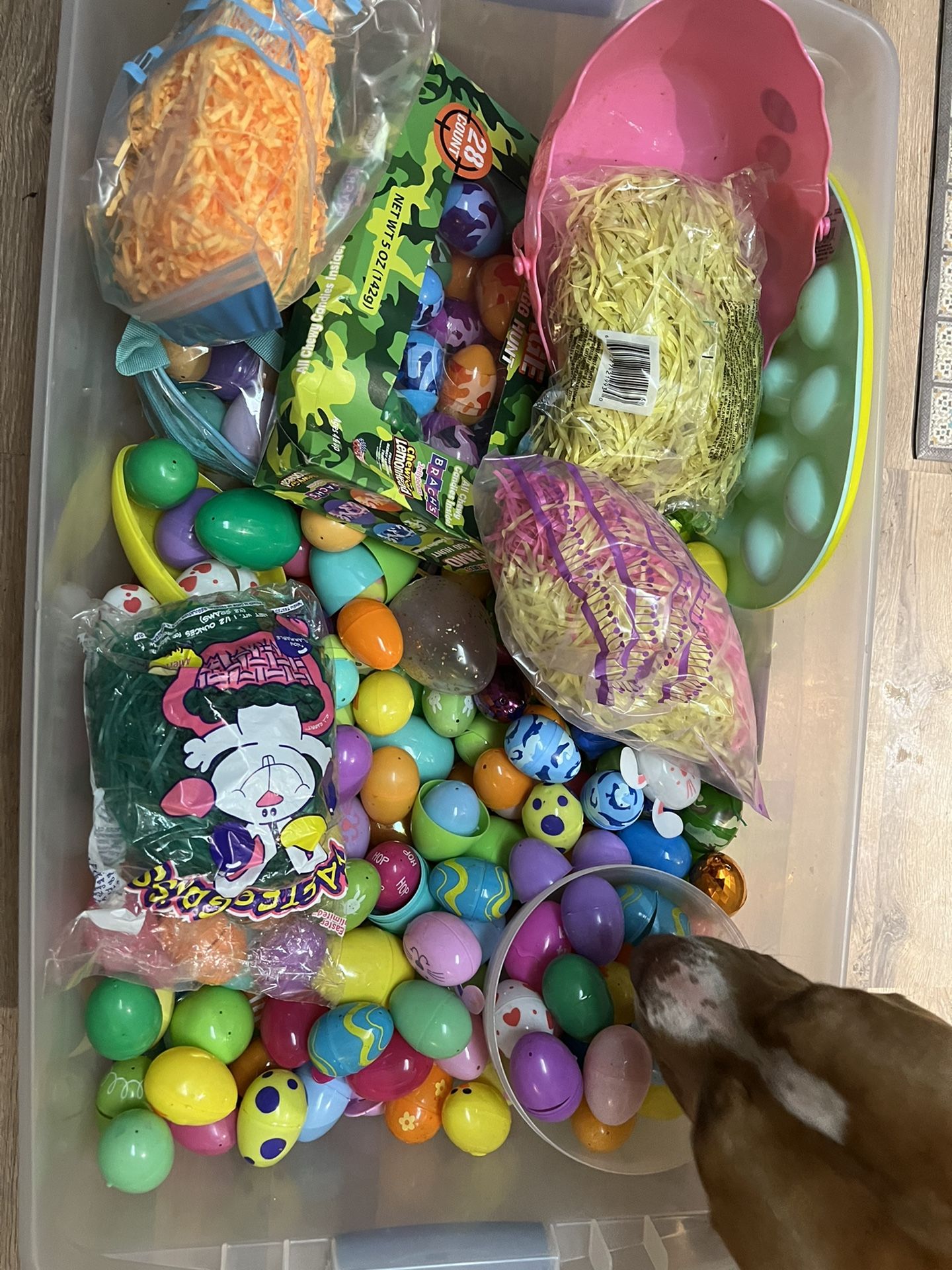 Huge Lot Of Easter Eggs, Etc