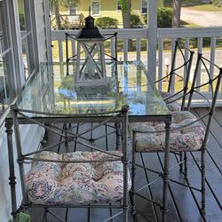 Pier One Glass Top Dining Table With 6 Chairs And Cushions