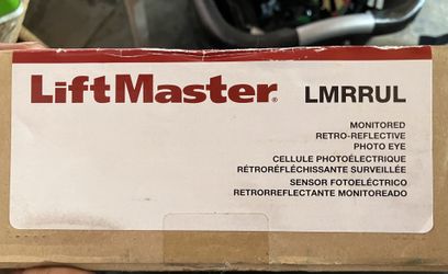 LIFT MASTERS Retro Reflection Photo Eye