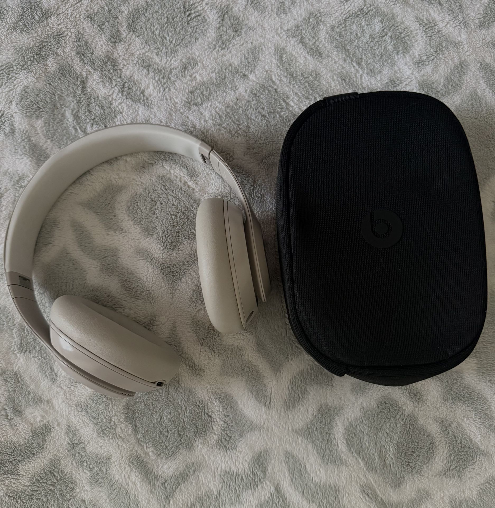 Beats by dre Studio pro