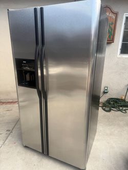 Refrigerator side-by-side work fine