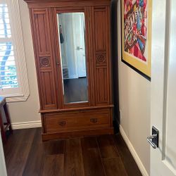 Wooden Antique Armorie 