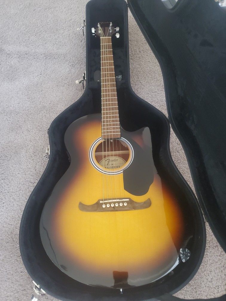 Fender Acoustic/Electric Guitar with Roadrunner Guitar Case (Hard)